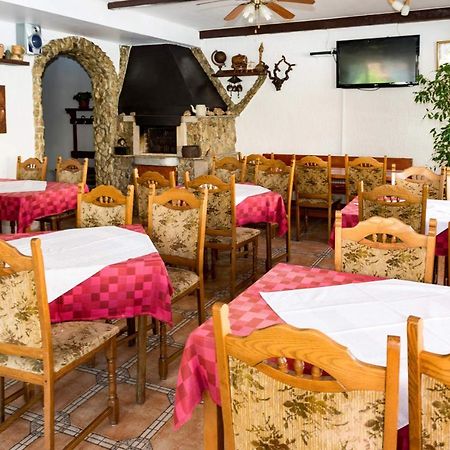 Bed And Breakfast Taverna Miskovic パグ エクステリア 写真