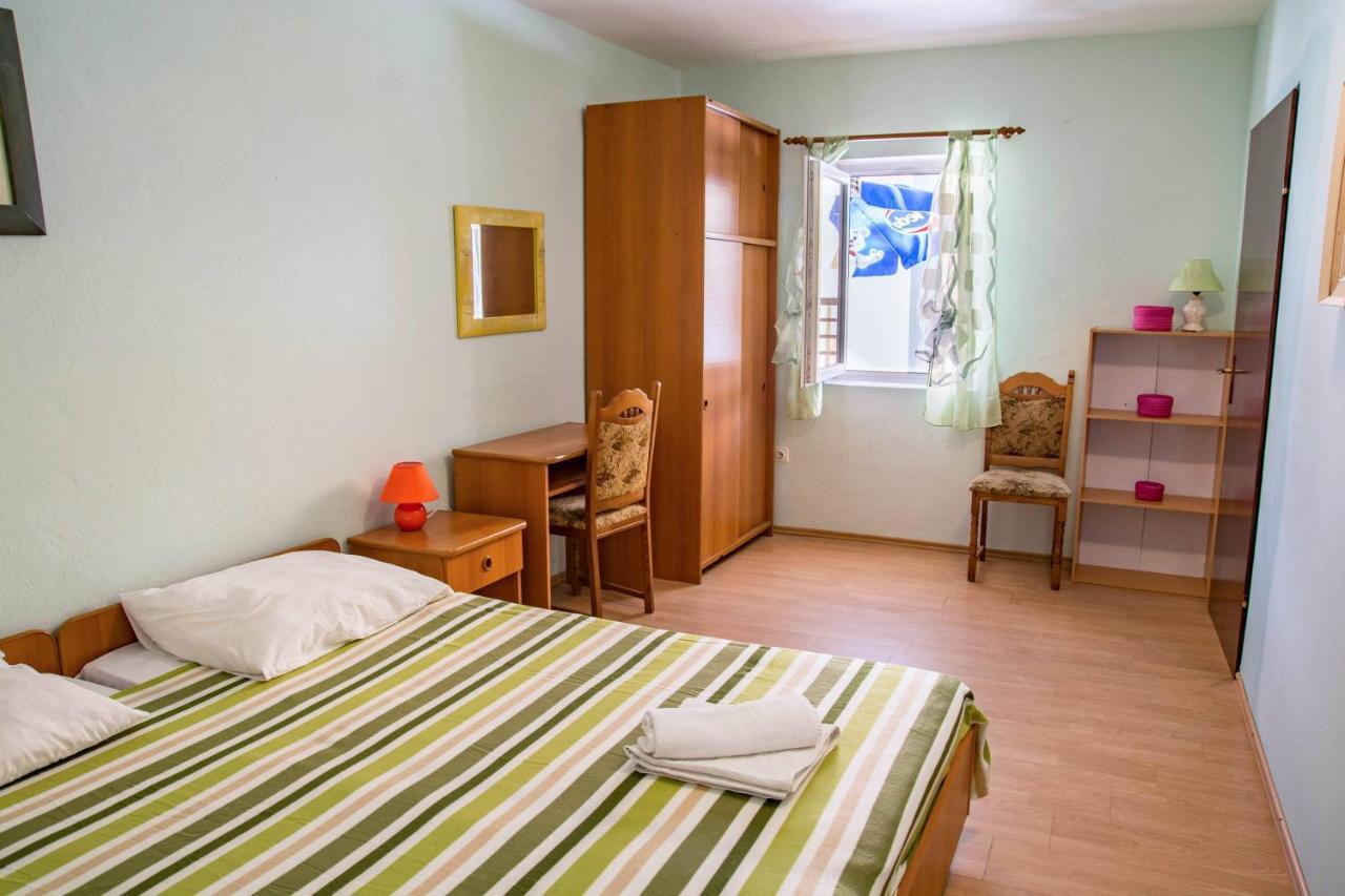 Bed And Breakfast Taverna Miskovic パグ エクステリア 写真
