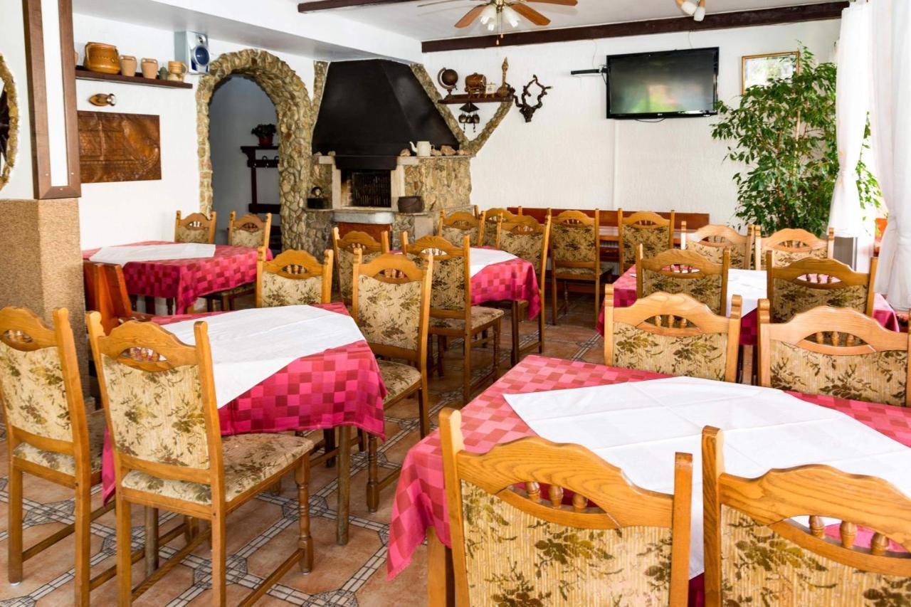 Bed And Breakfast Taverna Miskovic パグ エクステリア 写真